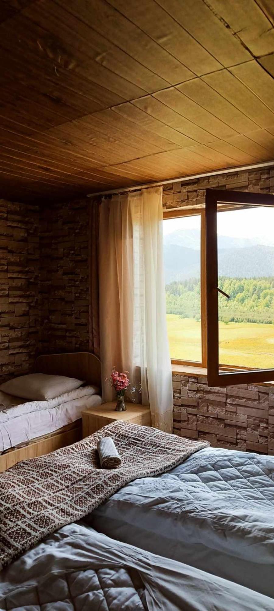 Nadiani Hostel Omalo ภายนอก รูปภาพ
