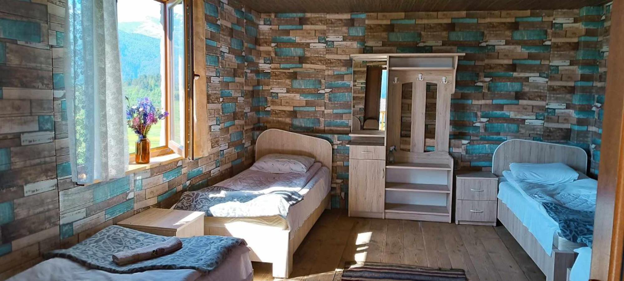 Nadiani Hostel Omalo ภายนอก รูปภาพ
