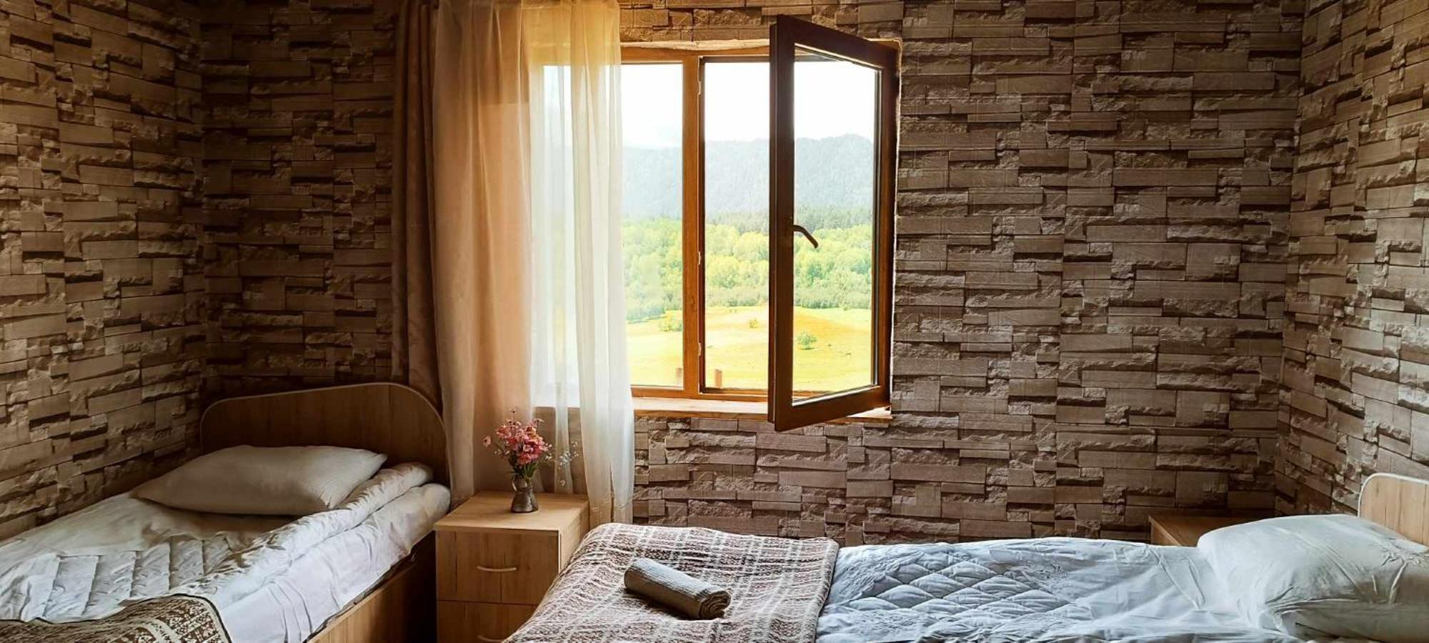 Nadiani Hostel Omalo ภายนอก รูปภาพ